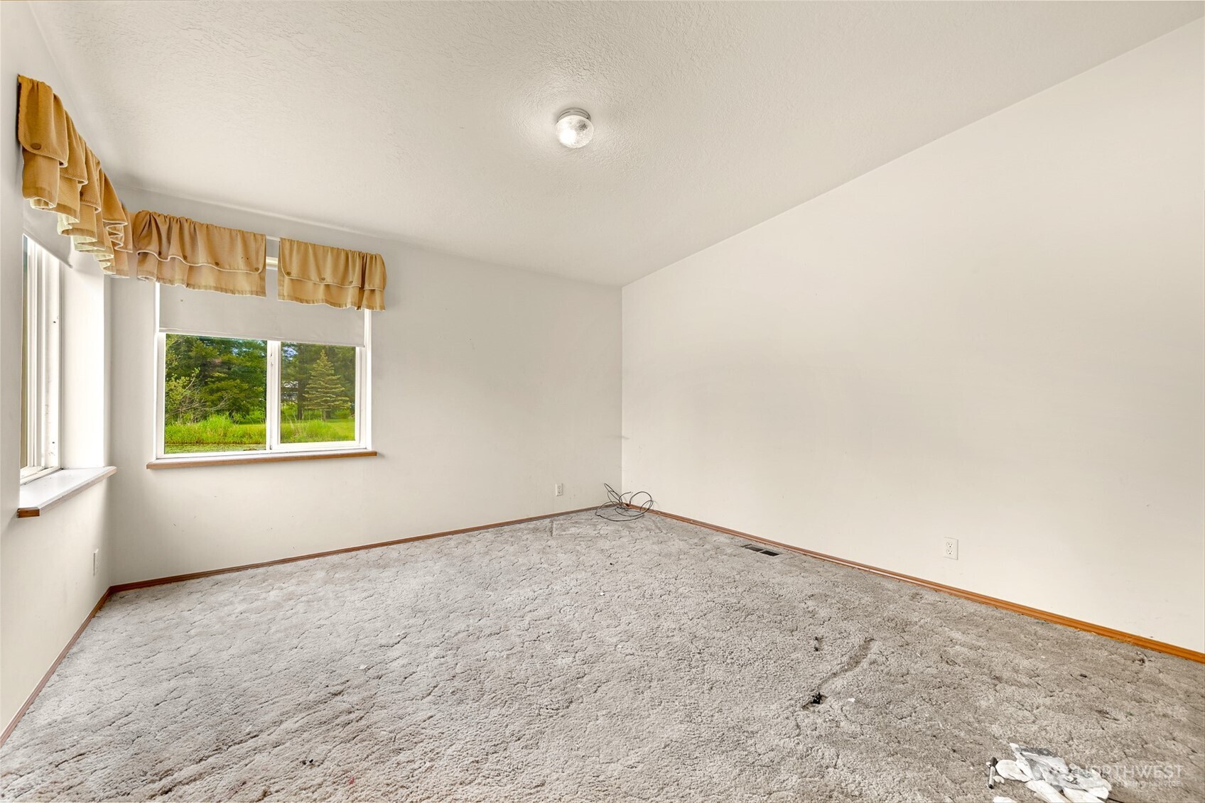 2169 Burk Road Blaine, WA 98230 - Photo 9 of 27