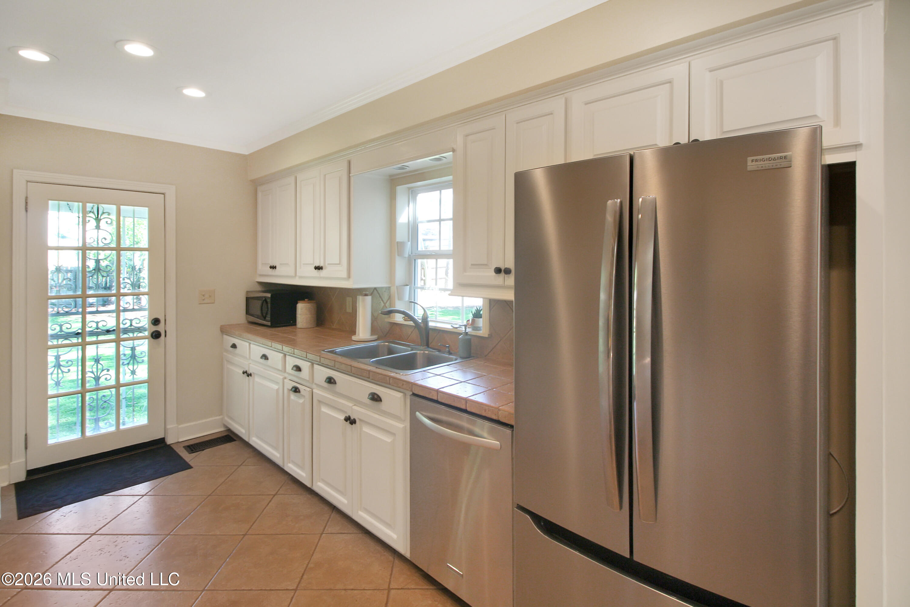 3861 Tyrone Drive Jackson, MS 39216 - Photo 18 of 44 IMG_0229