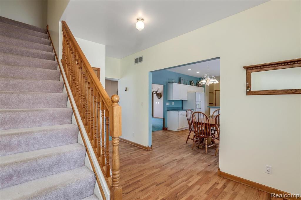 2085 South Hadley Road Ortonville, MI 48462 - Photo 6 of 35