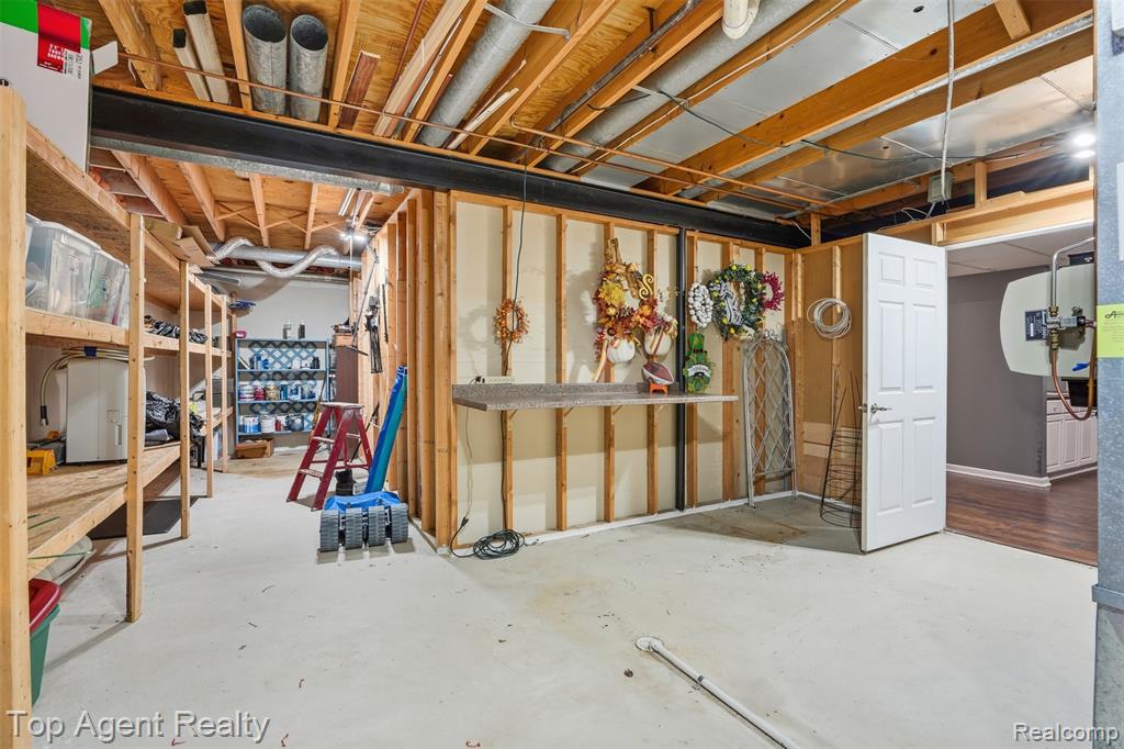 1248 Ridgeview Circle Lake Orion, MI 48362 - Photo 49 of 74 Gallery Image 49