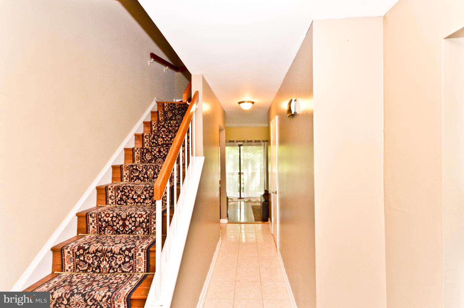 11971 Barrel Cooper Court Reston, VA 20191 - Photo 14 of 29 Interior (General)
