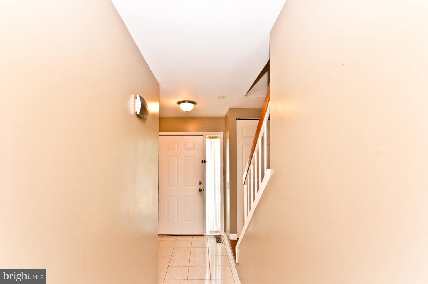 11971 Barrel Cooper Court Reston, VA 20191 - Photo 15 of 29 Interior (General)