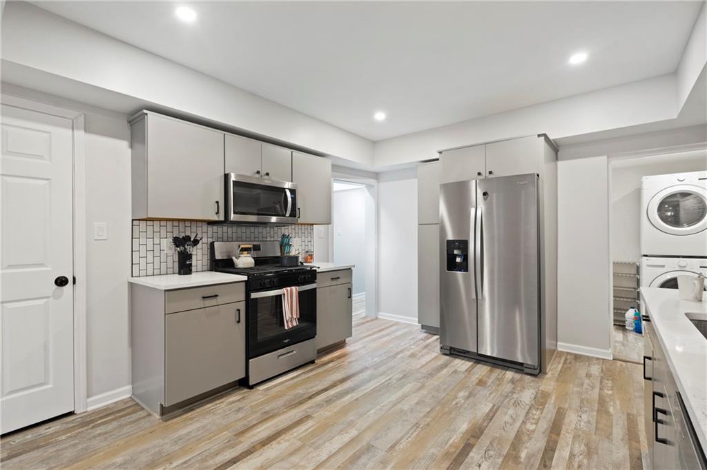 1013 Constance Street Pittsburgh, PA 15212 - Photo 4 of 26