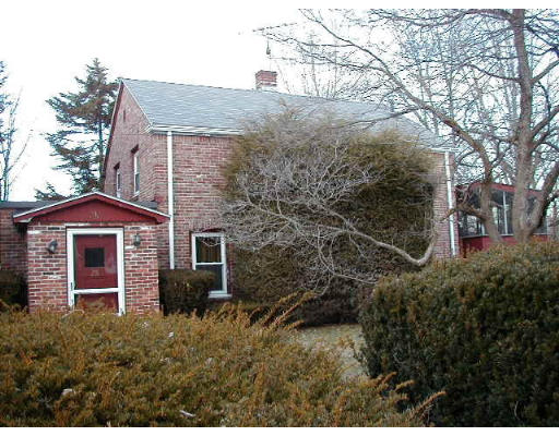 28 Cummings Road Newton, MA 02459 - Photo 1 of 1 a view of a yard in front of a house with large tree