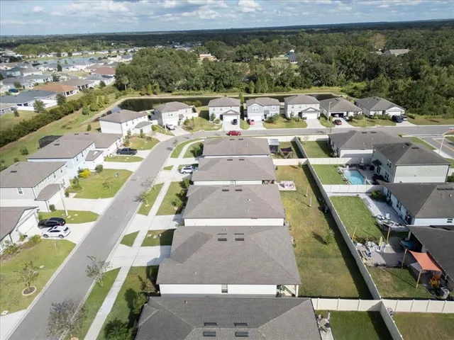 a picture of city view