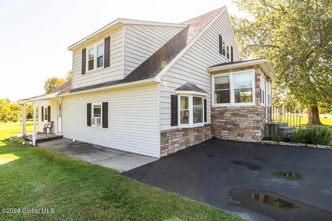 233 Boght Road Colonie, NY 12189 - Photo 28 of 46 _SAM8205