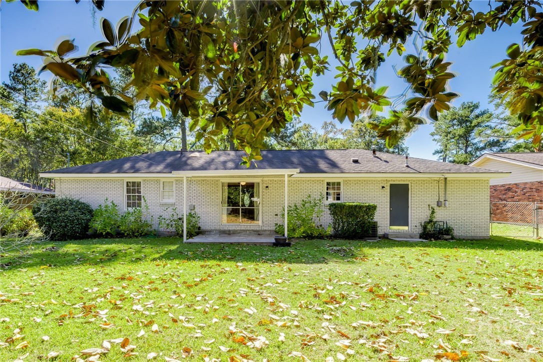 704 Glenbrook Road Savannah, GA 31419 - Photo 29 of 32