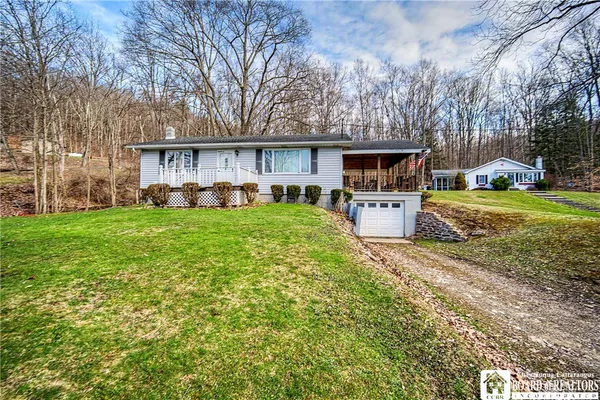 $219,000 | 767A West Perimeter Road, South Valley, NY 14738