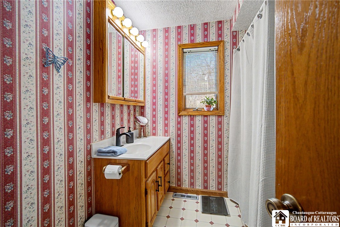 767A West Perimeter Road South Valley, NY 14738 - Photo 15 of 28