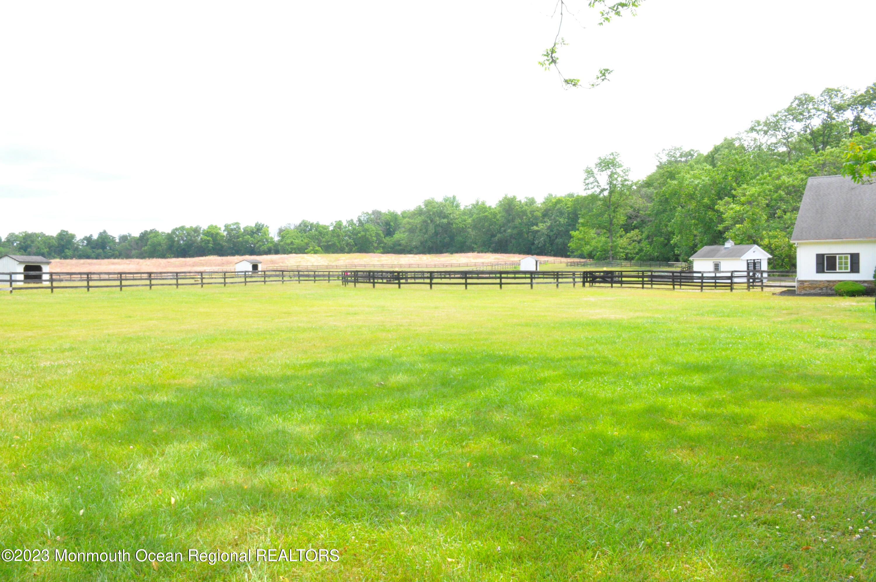 51 Hill Road Allentown, NJ 08501 - Photo 24 of 33 DSC_0813
