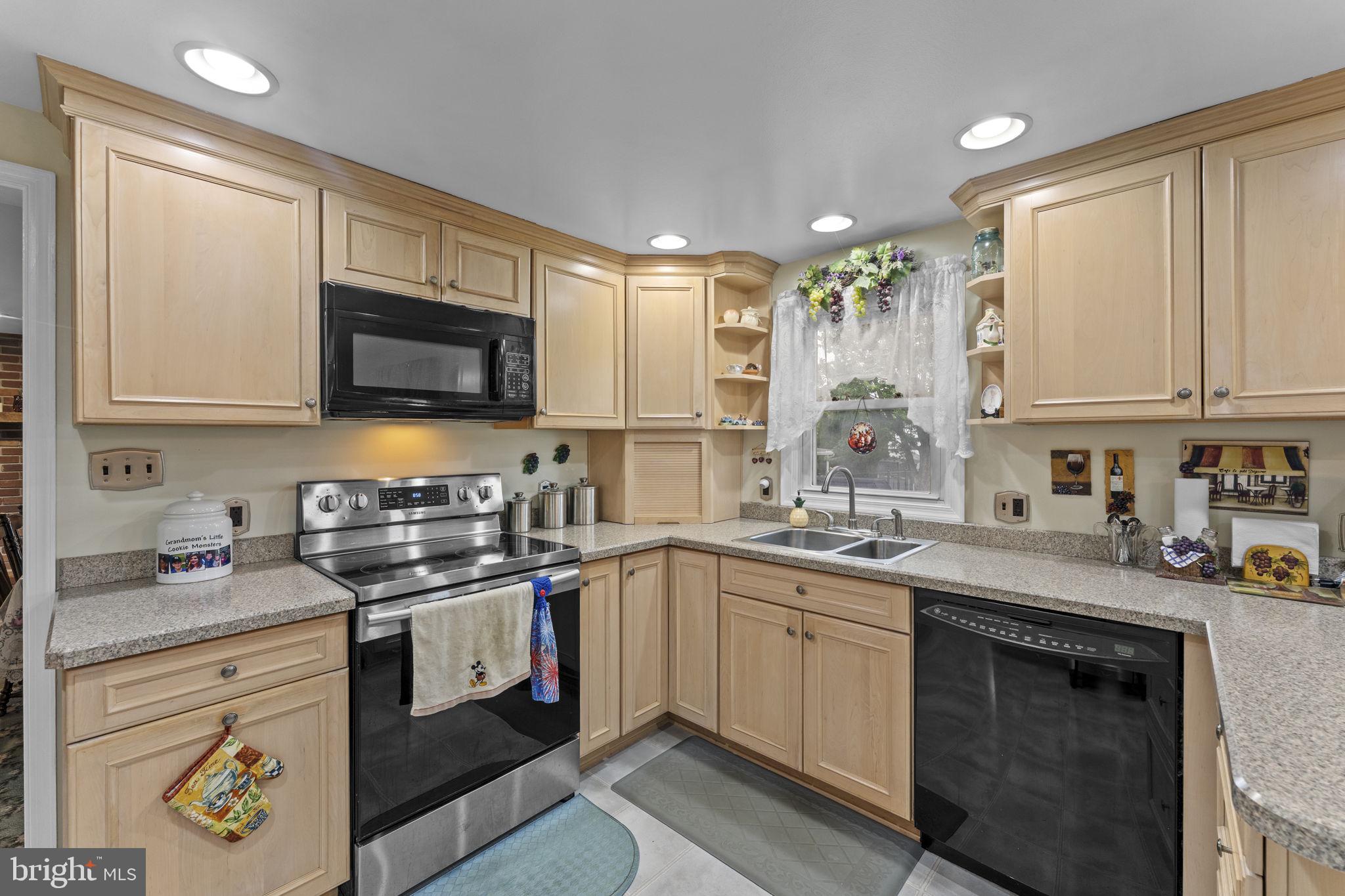 421 East Reliance Road Telford, PA 18969 - Photo 12 of 43