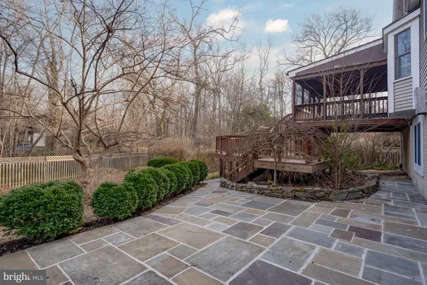$6,000 | 8815 Surrey Court, Alexandria, VA 22309