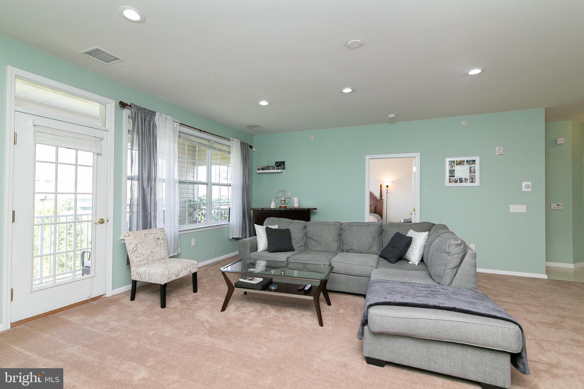 536 Timberlake Drive Ewing, NJ 08618 - Photo 19 of 36