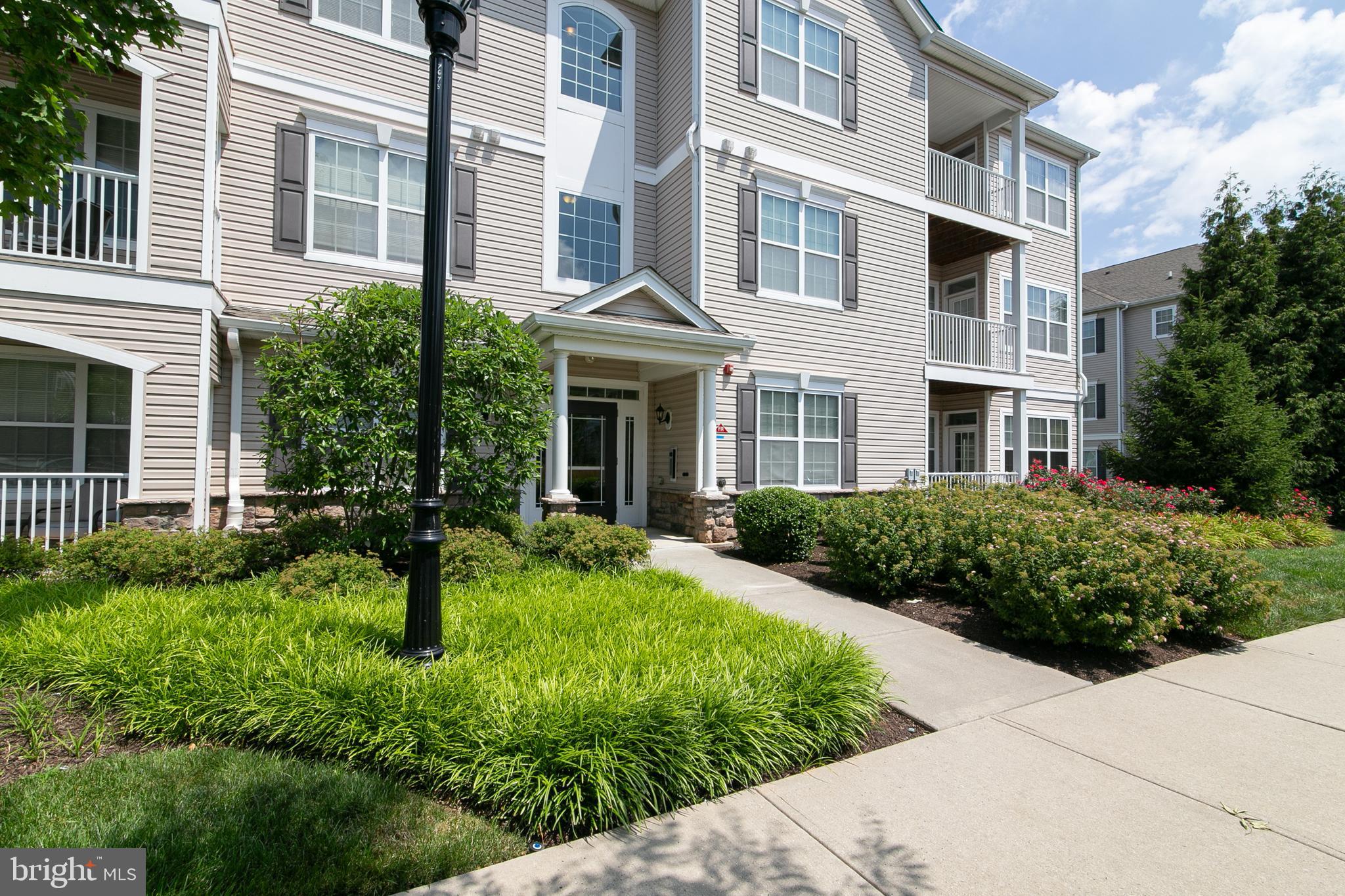 536 Timberlake Drive Ewing, NJ 08618 - Photo 2 of 36