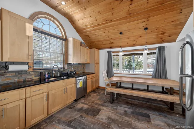 $410,000 | 23 Pine Hill Drive, Greenwood Lake, NY 10925