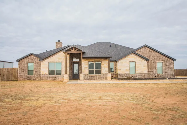 $545,000 | 2204 County Road 7815, Lubbock, TX 79423