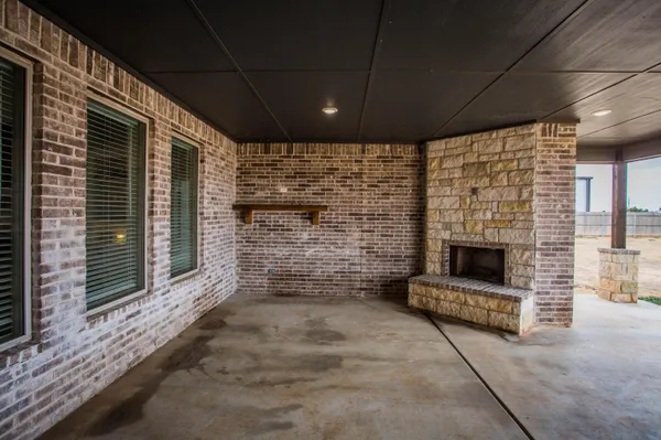 $512,000 | 2204 County Road 7815, Lubbock, TX 79423