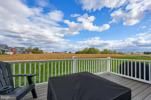 $485,000 | 1400 Fieldstone Drive, Mount Joy, PA 17552