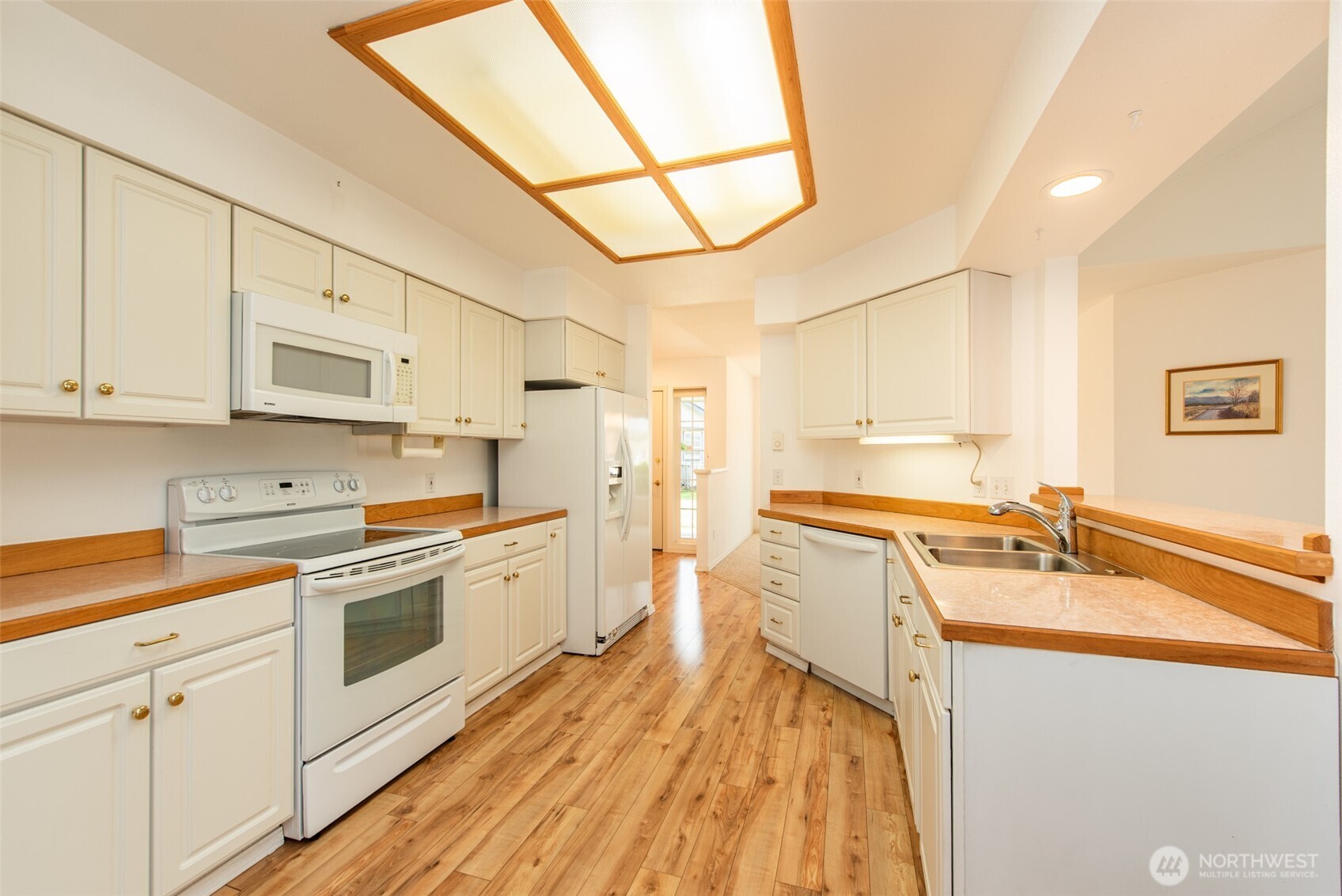 871 North Oxford Way Sequim, WA 98382 - Photo 17 of 40