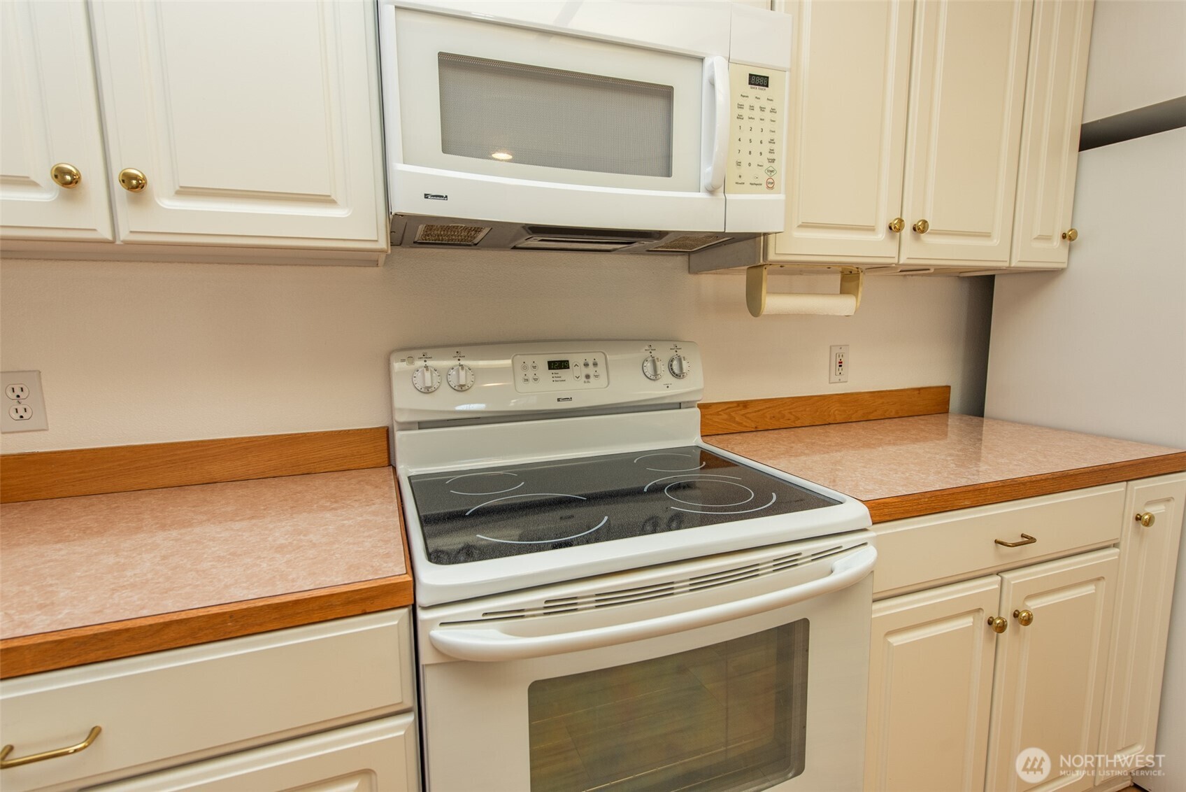 871 North Oxford Way Sequim, WA 98382 - Photo 19 of 40