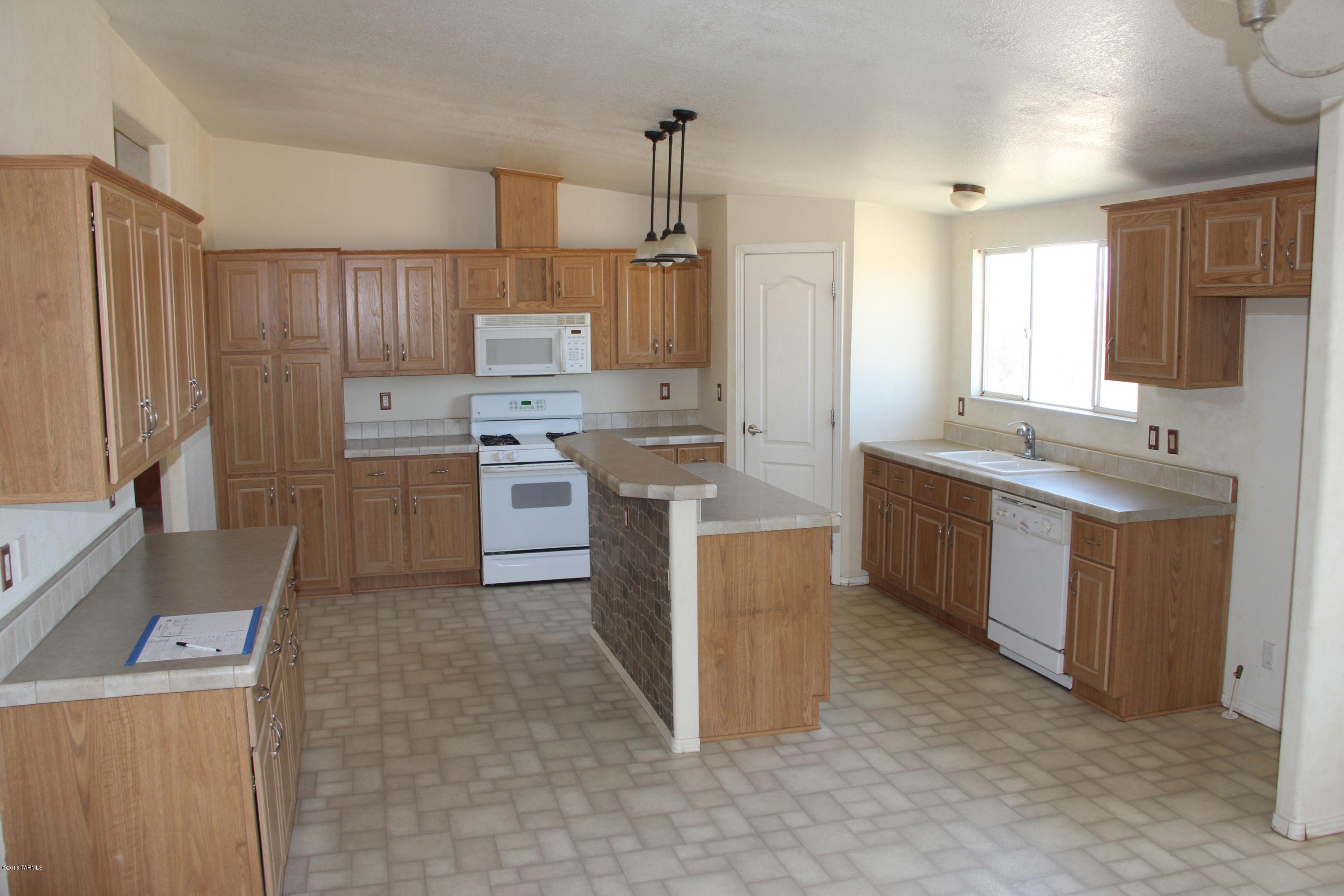 4359 North Avra Road Tucson, AZ 85743 - Photo 20 of 39 Gallery Image 20