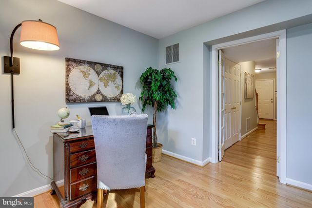 $710,000 | 26 West Glebe Road, Alexandria, VA 22305