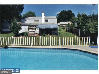737 Chapel Road Glenside, PA 19038 - Photo 12 of 12 Exterior Back