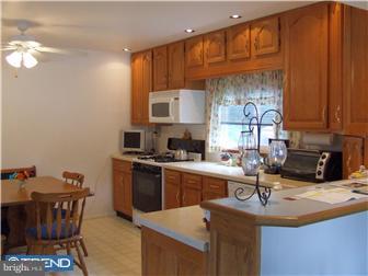 737 Chapel Road Glenside, PA 19038 - Photo 4 of 12 Gallery Image 4