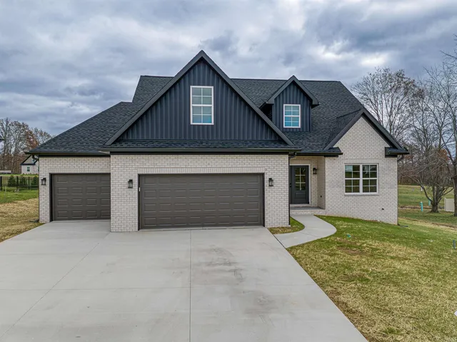 $489,900 | 19115 Braeburn Drive, Evansville, IN 47725