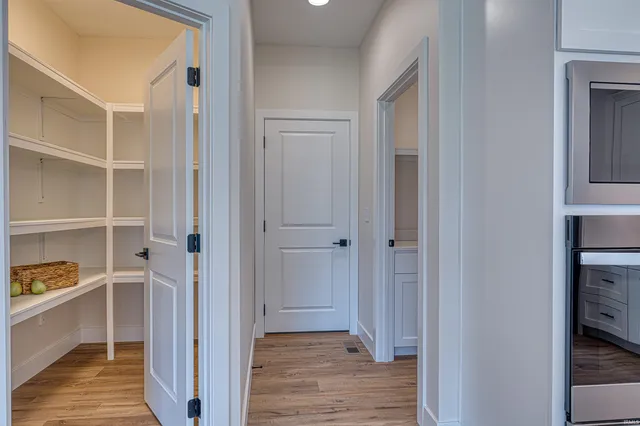 $489,900 | 19115 Braeburn Drive, Evansville, IN 47725