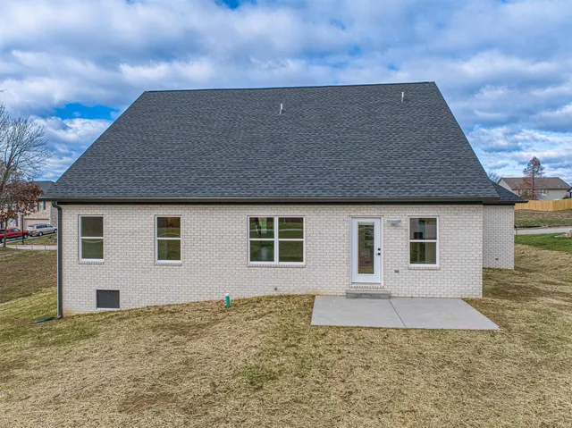 $489,900 | 19115 Braeburn Drive, Evansville, IN 47725