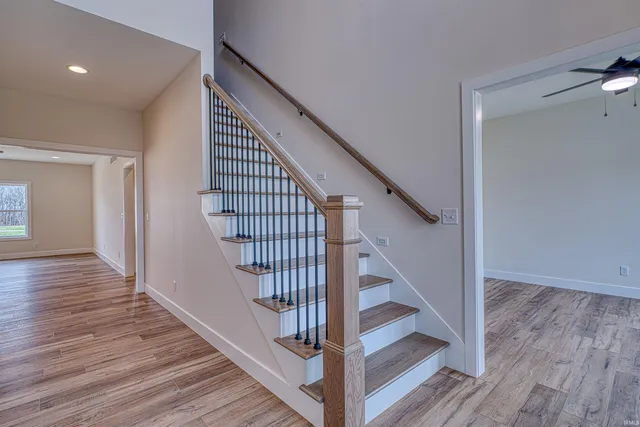 $489,900 | 19115 Braeburn Drive, Evansville, IN 47725