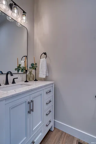 $489,900 | 19115 Braeburn Drive, Evansville, IN 47725