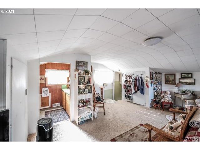 263 12th Street Lebanon, OR 97355 - Photo 11 of 32