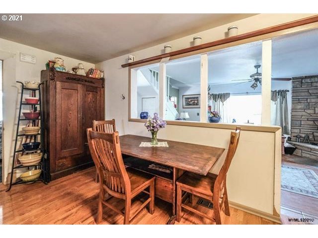 263 12th Street Lebanon, OR 97355 - Photo 18 of 32