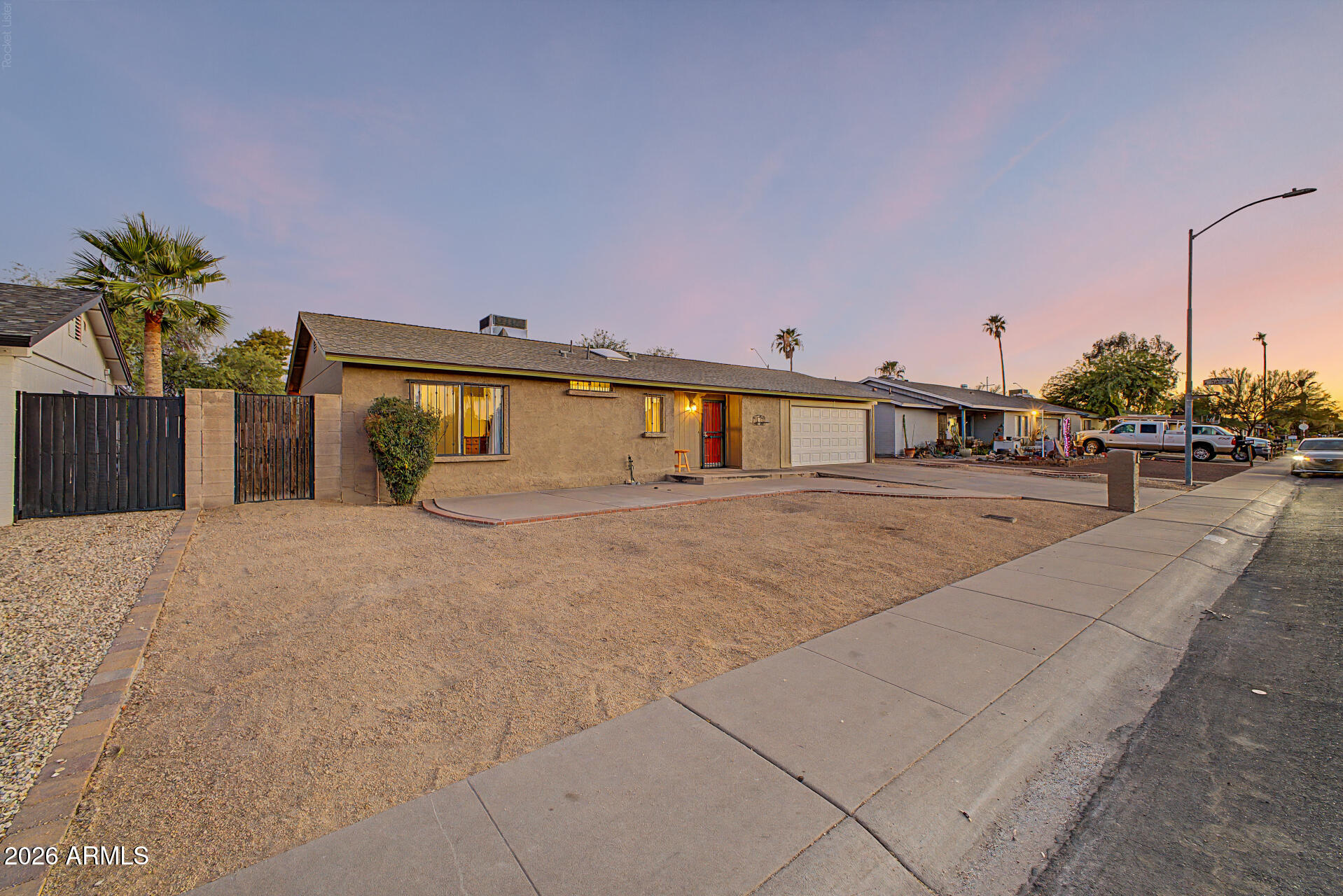 3821 East Wethersfield Road Phoenix, AZ 85032 - Photo 2 of 35 02 - Wethersfield