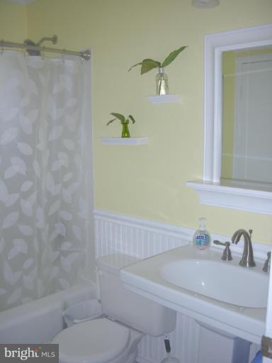 128 Wilgate Road Owings Mills, MD 21117 - Photo 19 of 20 Bath #1