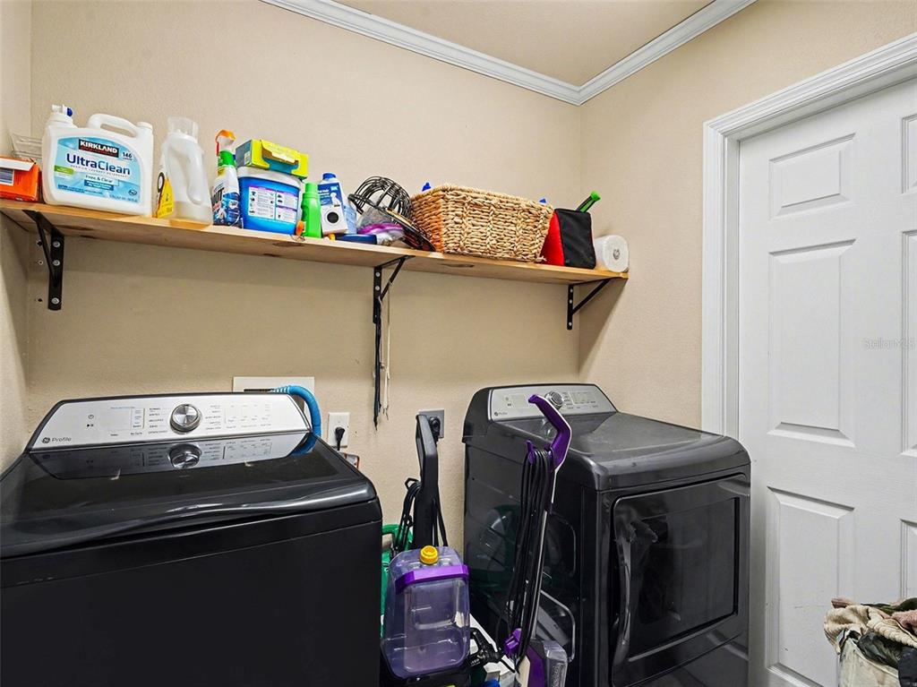 7136 Chatum Light Run Bradenton, FL 34212 - Photo 16 of 40