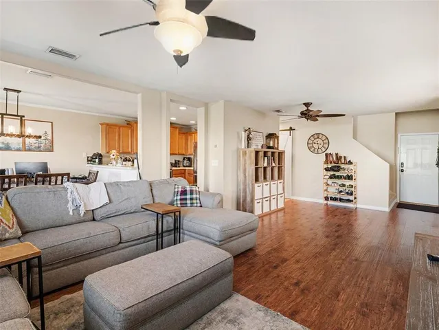$385,000 | 7136 Chatum Light Run, Bradenton, FL 34212