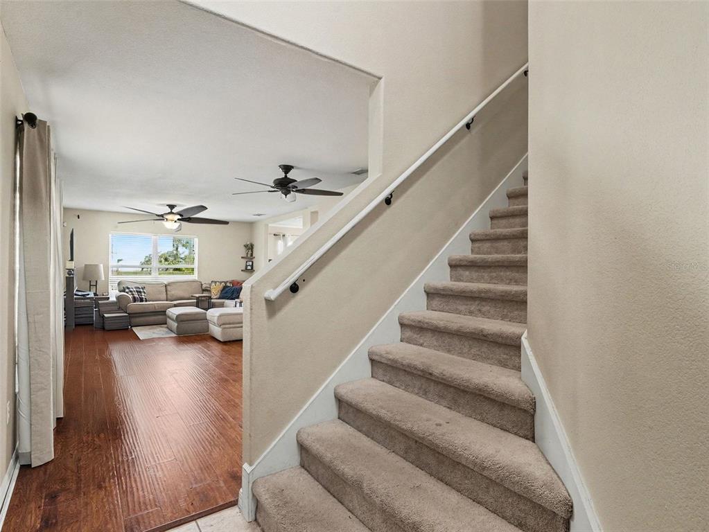 7136 Chatum Light Run Bradenton, FL 34212 - Photo 10 of 40