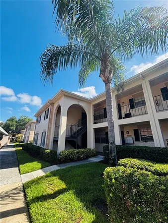 $2,000 | 10356 Carrollwood Lane, Unit 205, Tampa, FL 33618