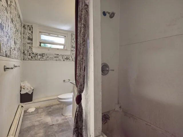 $250,000 | 5 Jay Street, Fitchburg, MA 01420