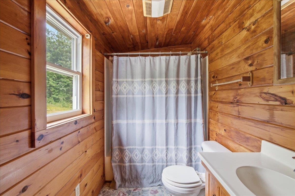 230 Highway 25 Topsham, VT 05086 - Photo 29 of 54
