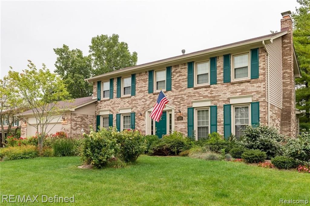 1205 Hathaway Rising Rochester Hills, MI 48306 - Photo 2 of 27