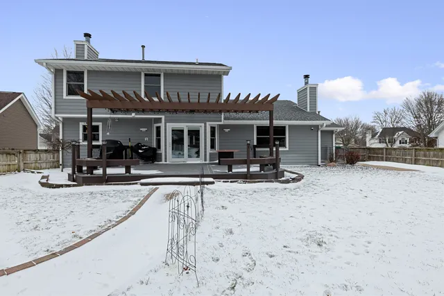 $424,900 | 3744 North Trainer Road, Rockford, IL 61114