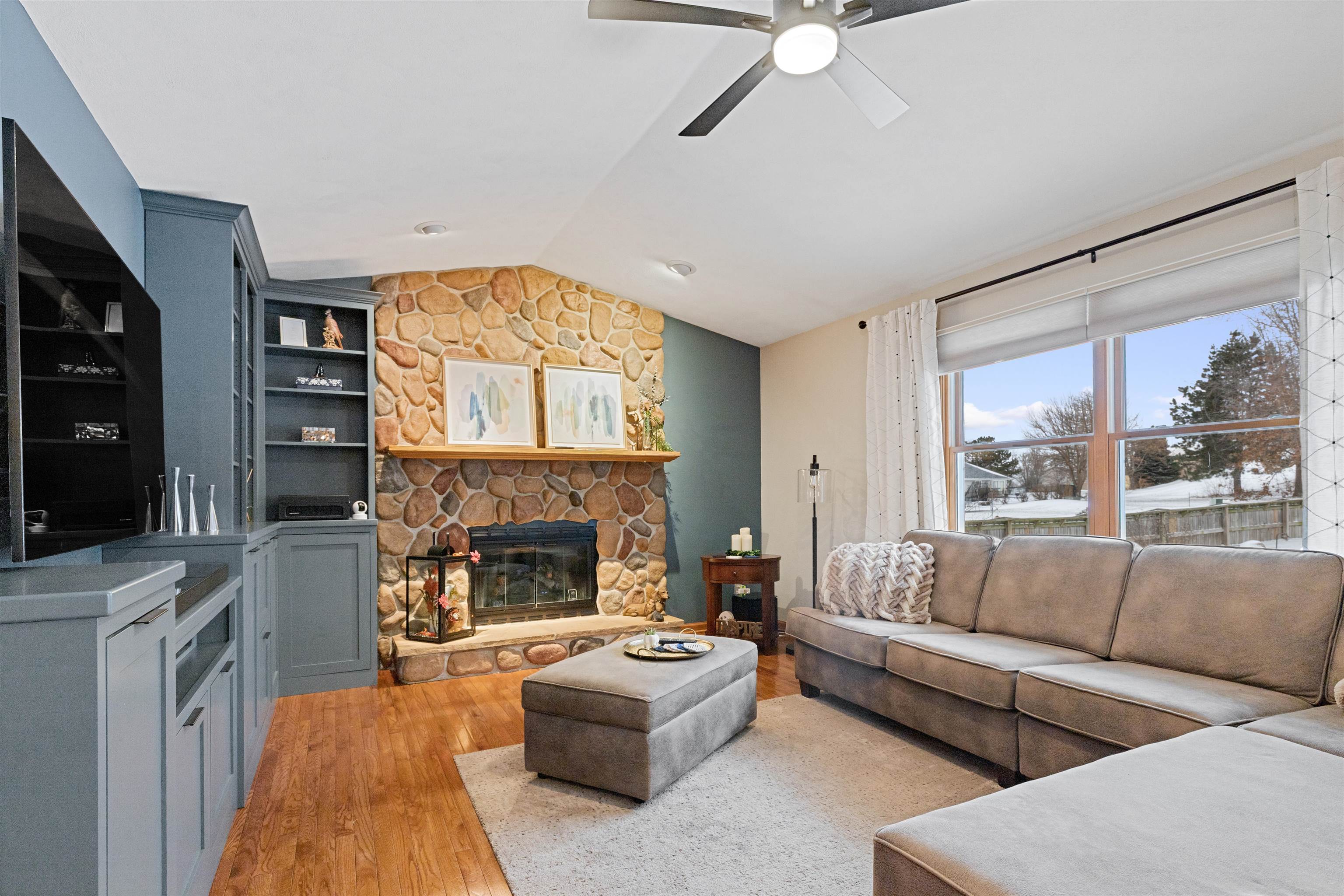 3744 North Trainer Road Rockford, IL 61114 - Photo 7 of 72