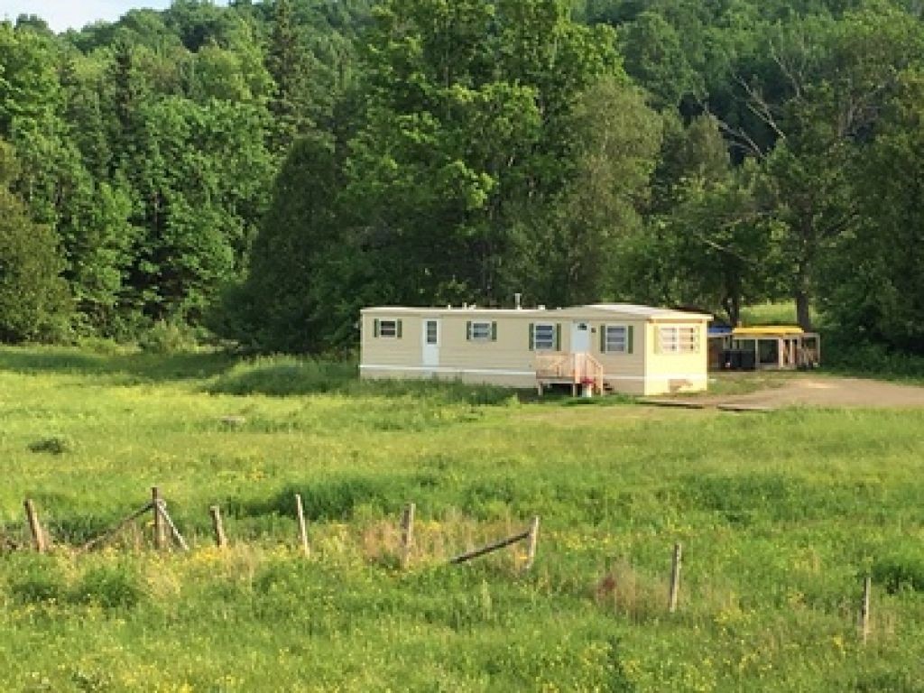 3027 Salem Derby Road Derby, VT 05855 - Photo 1 of 11