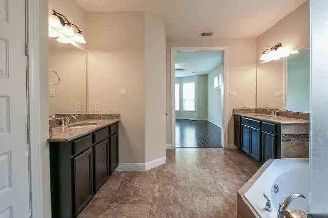 $3,495 | 4606 Sky Harbor Court, Sugar Land, TX 77479