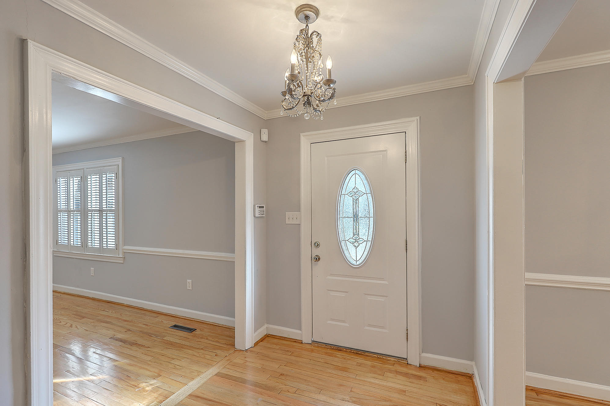 1850 Beechwood Road Charleston, SC 29414 - Photo 4 of 33 Foyer