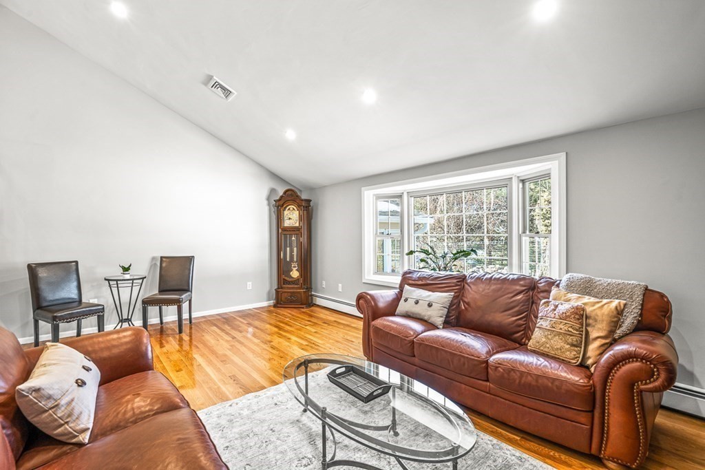 23 Old Farm Road Reading, MA 01867 - Photo 21 of 42